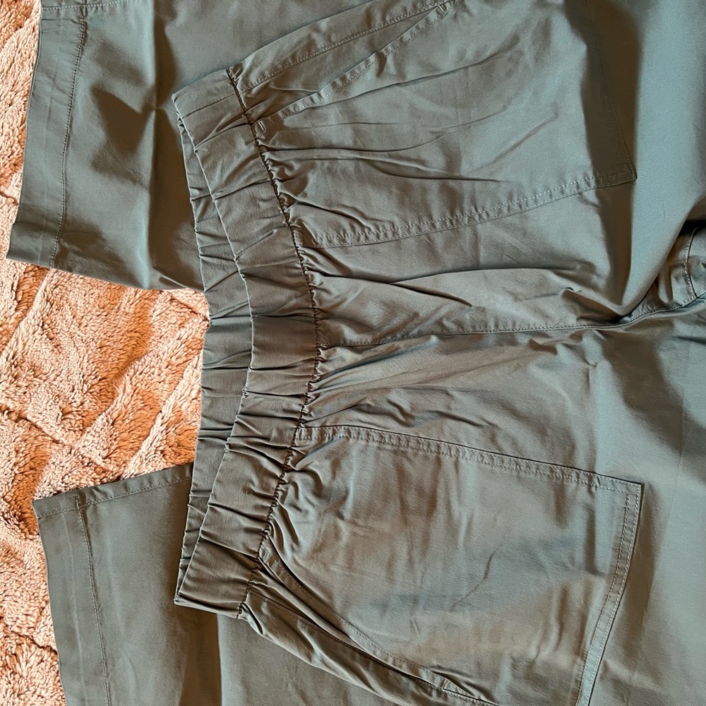 GAP Green Elastic Waist Chino Pants